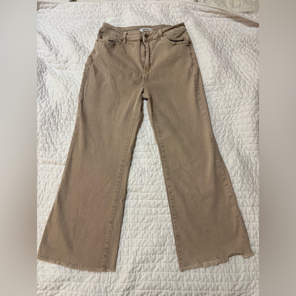 Zenana cropped flare tan Women's Jeans